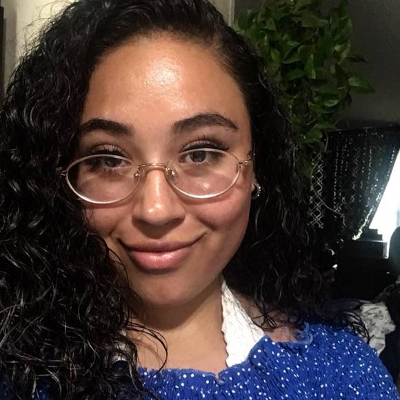 Meet your Posher, Bianka - Picture 1 of 1